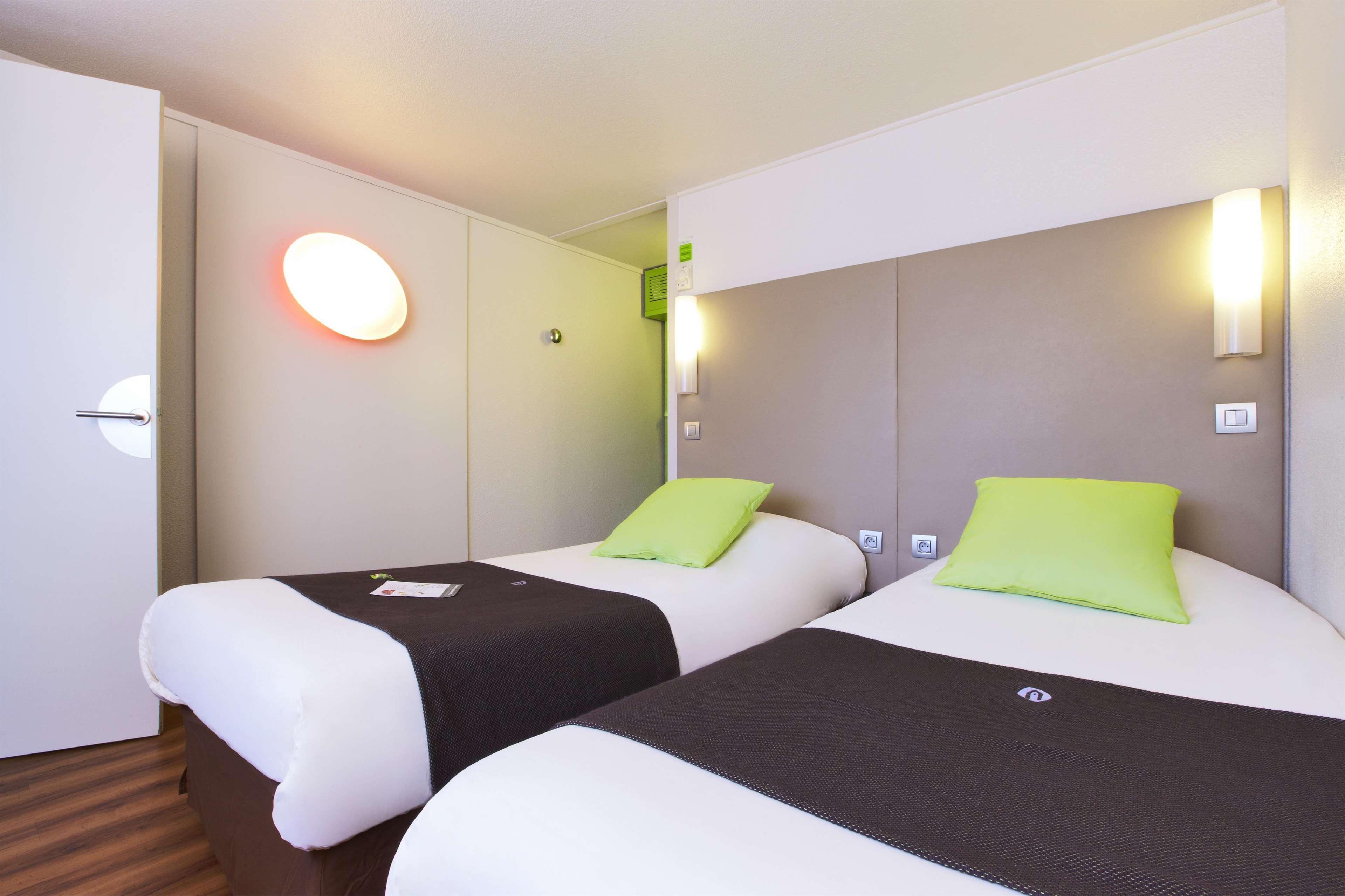 Campanile Beziers A9/A75 Hotel Exterior foto