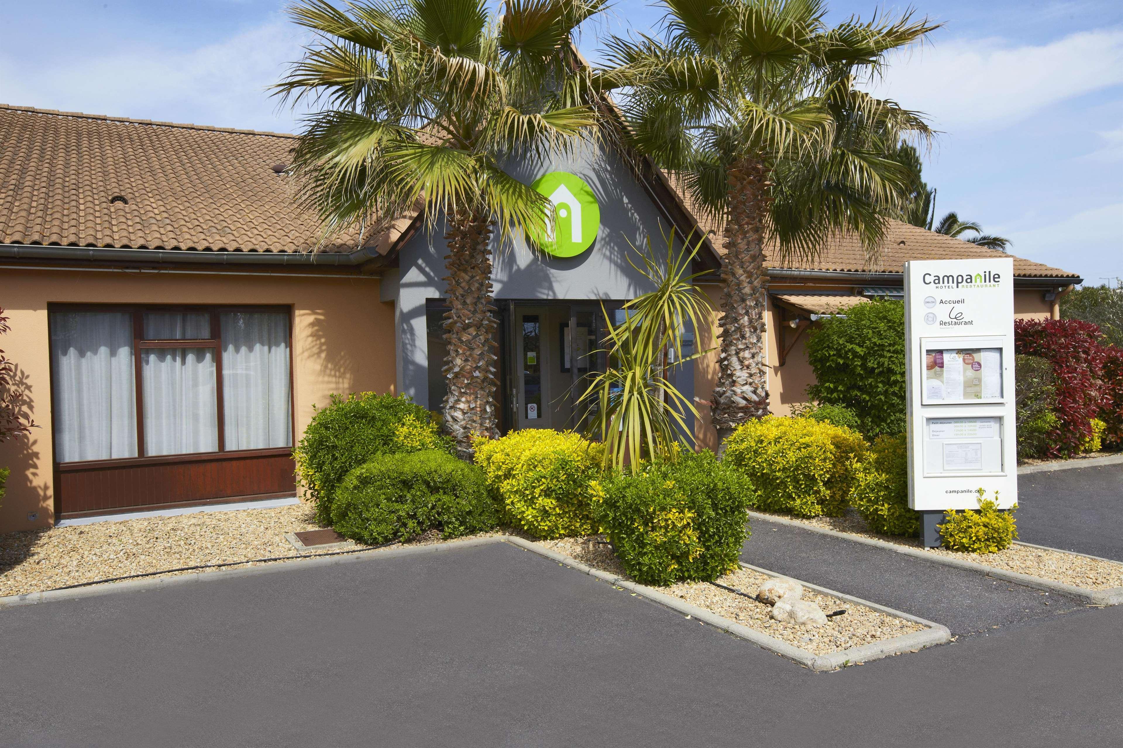 Campanile Beziers A9/A75 Hotel Exterior foto