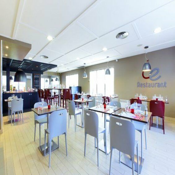 Campanile Beziers A9/A75 Hotel Exterior foto
